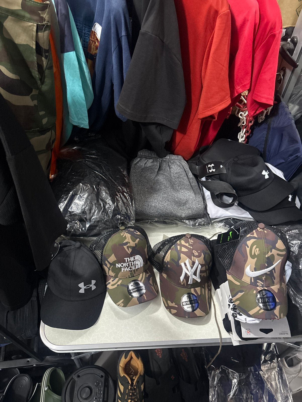 Diverse petten: Under Armour, The North Face, NY, Nike, Kleding | Heren, Hoeden en Petten, Ophalen of Verzenden, Nieuw, One size fits all