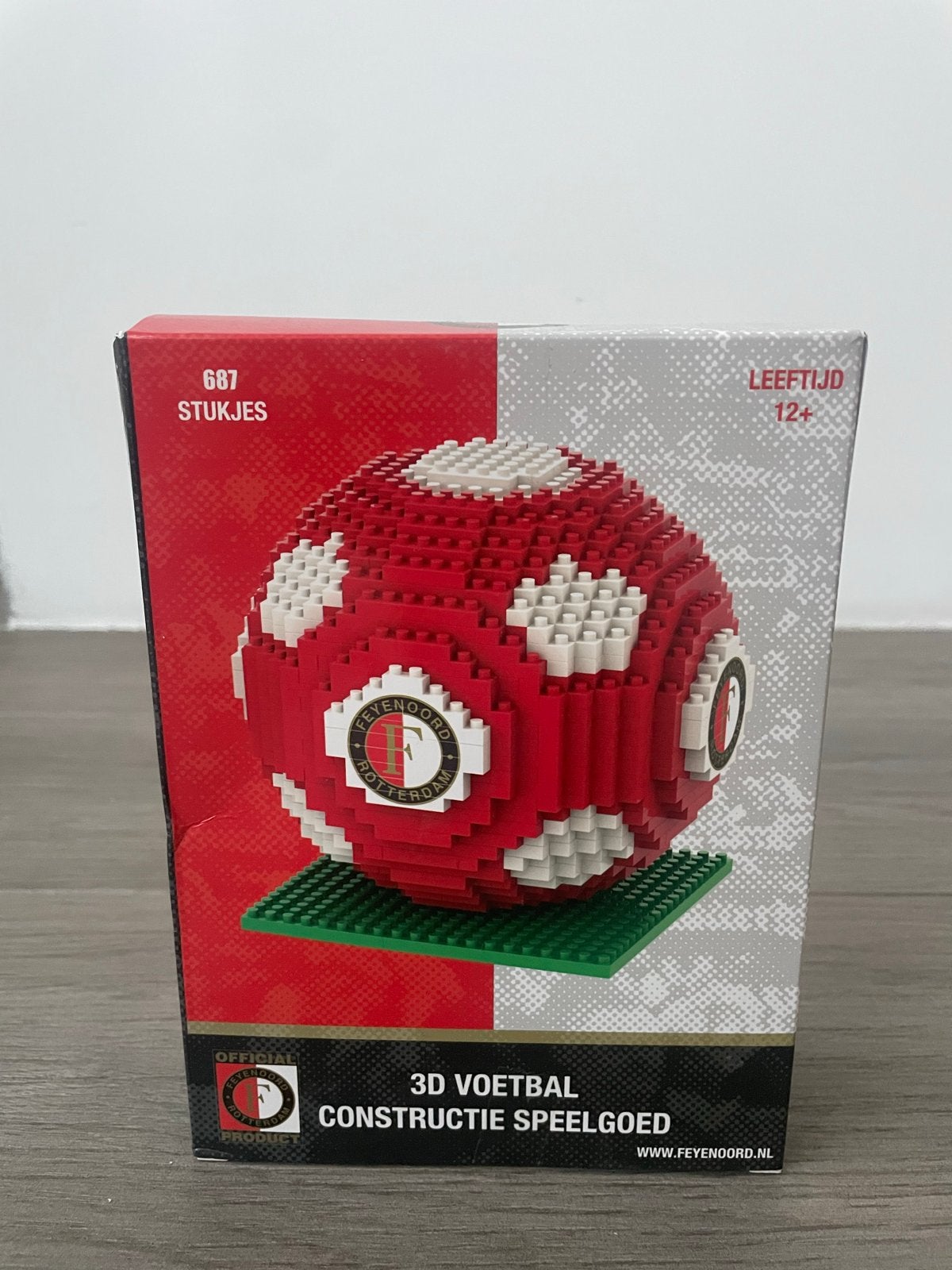 Feyenoord 3D Voetbal Constructie Speelgoed - 687 Stukjes, Ophalen of Verzenden, Nieuw, Overige merken