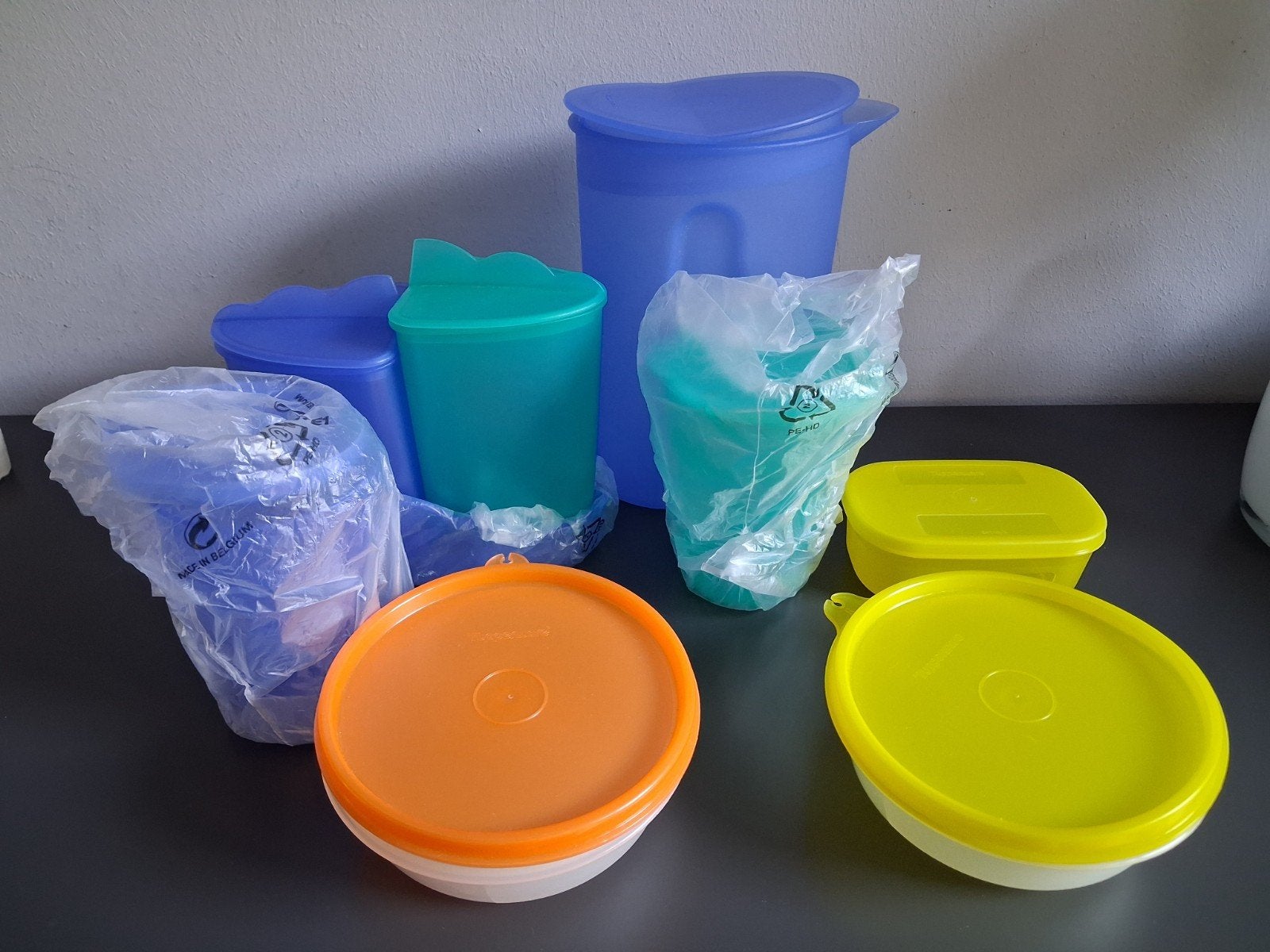 Tupperware bewaardozen en bekers nieuw camping, Gebruikt, Blauw, Ophalen of Verzenden, Met deksel