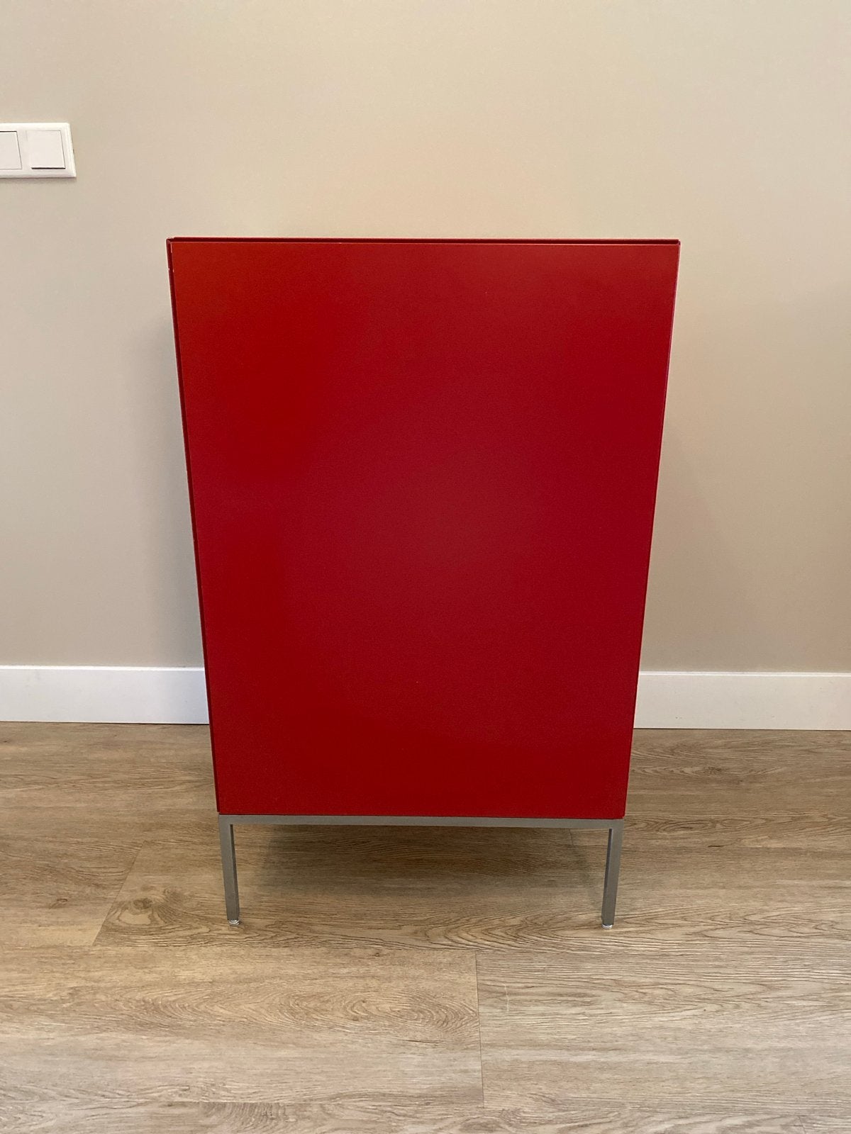 Pastoe Kast Rood - Compact en Stijlvol Design, Ophalen, Gebruikt