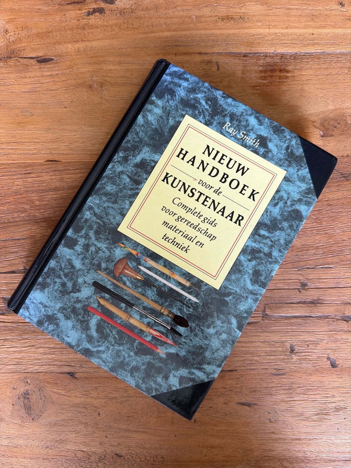 Nieuw Handboek voor de Kunstenaar - Ray Smith (goede staat), Boeken, Ophalen of Verzenden, Zo goed als nieuw, Schilder- en Tekenkunst