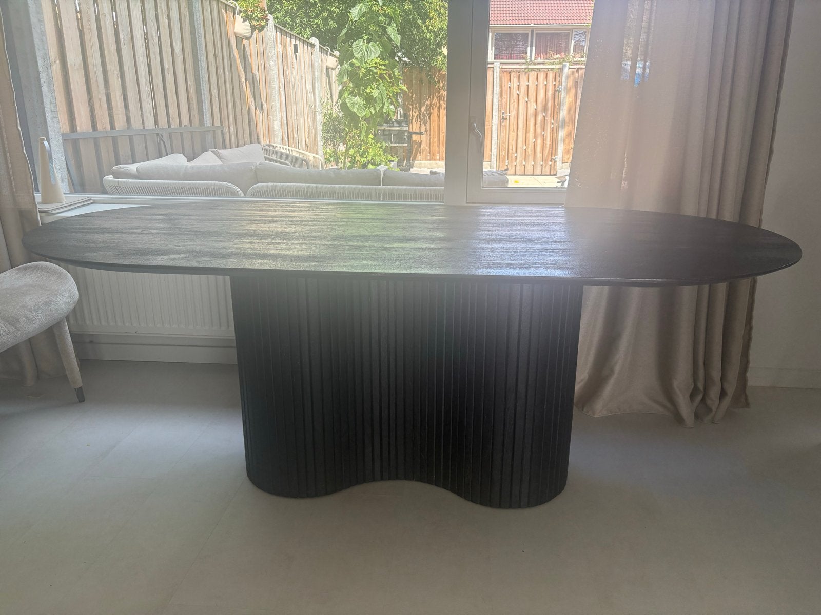 Elegante ovale eettafel Eva van gigameubel, Ophalen, 100 tot 150 cm, Eikenhout, Zo goed als nieuw