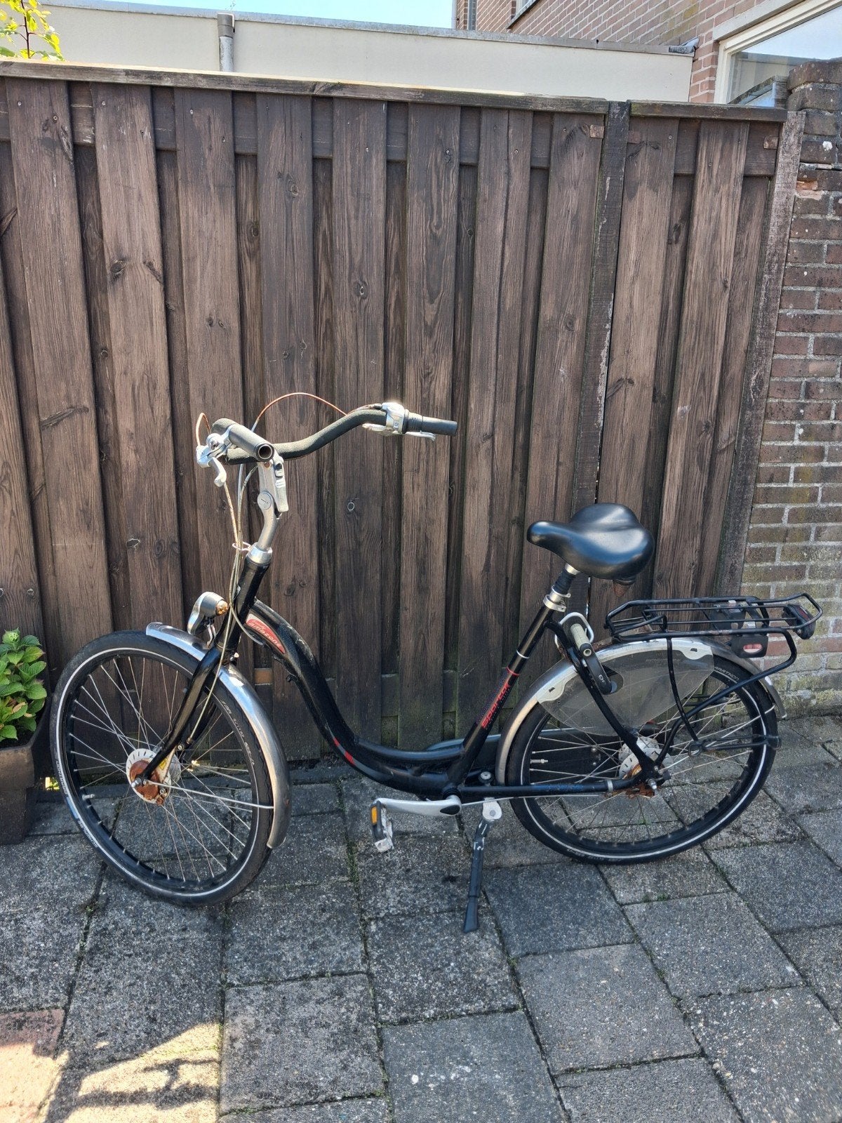 Damesfiets, Ophalen, Trekhaakdrager