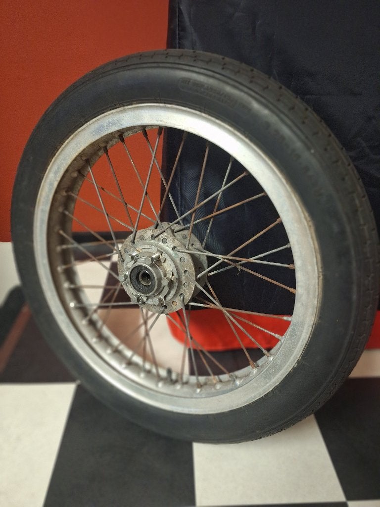 Yamaha XS 650 voorwiel, Ophalen, Gebruikt