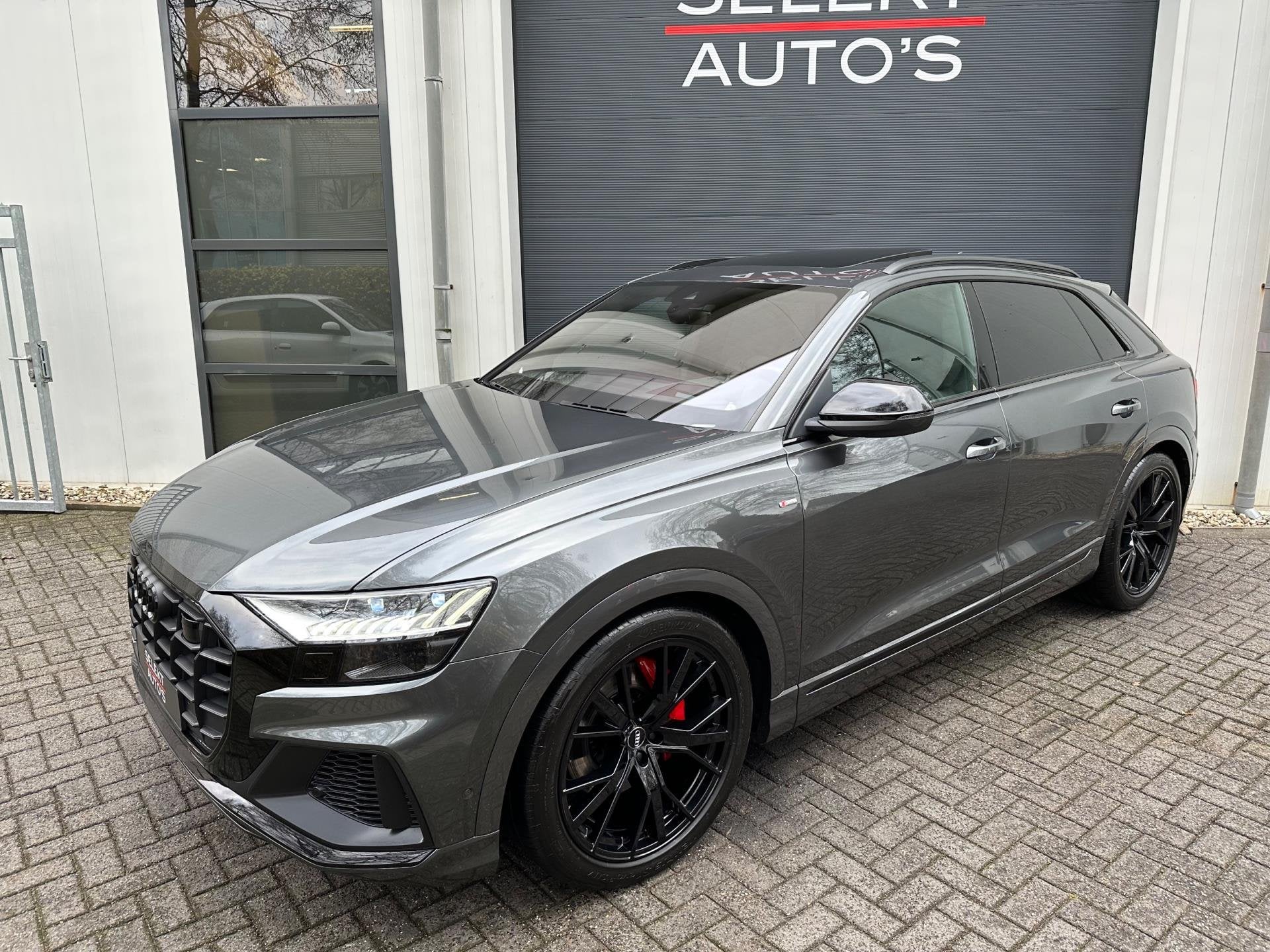 Audi Q8 55 TFSI Quattro S-Line 4W-Best/B&O 3D/RS-Zetels/Alca, Auto's, Automaat, Gebruikt, 2995 cc, Q8