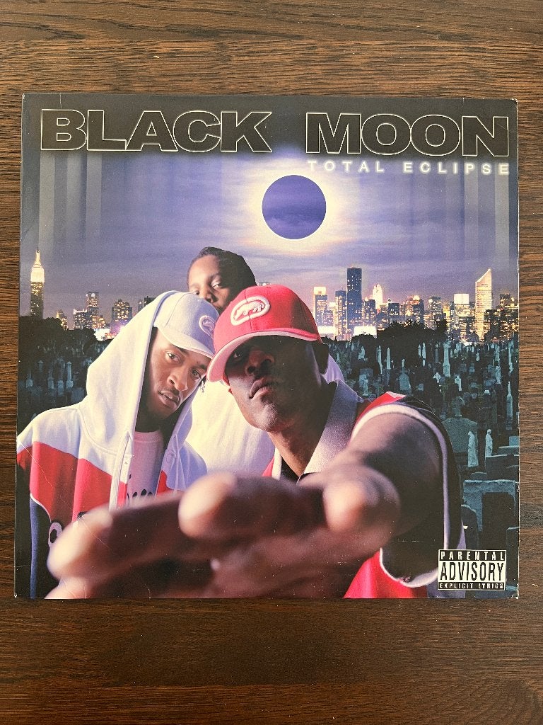 Black Moon - Total Eclipse (2 x vinyl), Beschermende buitenhoes, Ophalen of Verzenden, Zo goed als nieuw, 12 inch