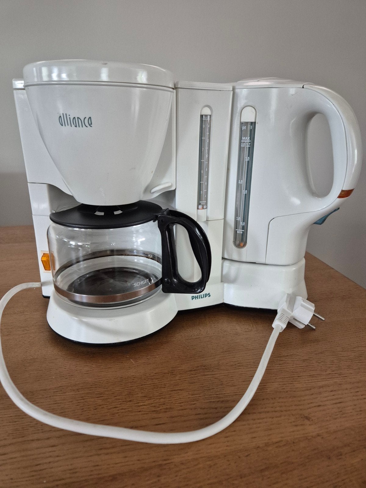 Koffiezetapparaat, Witgoed en Apparatuur, Waterkokers, 1 tot 2 liter, Ophalen of Verzenden, Zo goed als nieuw