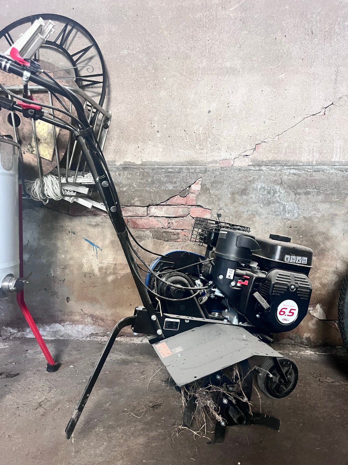 HBM 6.5 PK Grondfrees met 196cc Benzinemotor, Ophalen, Gebruikt