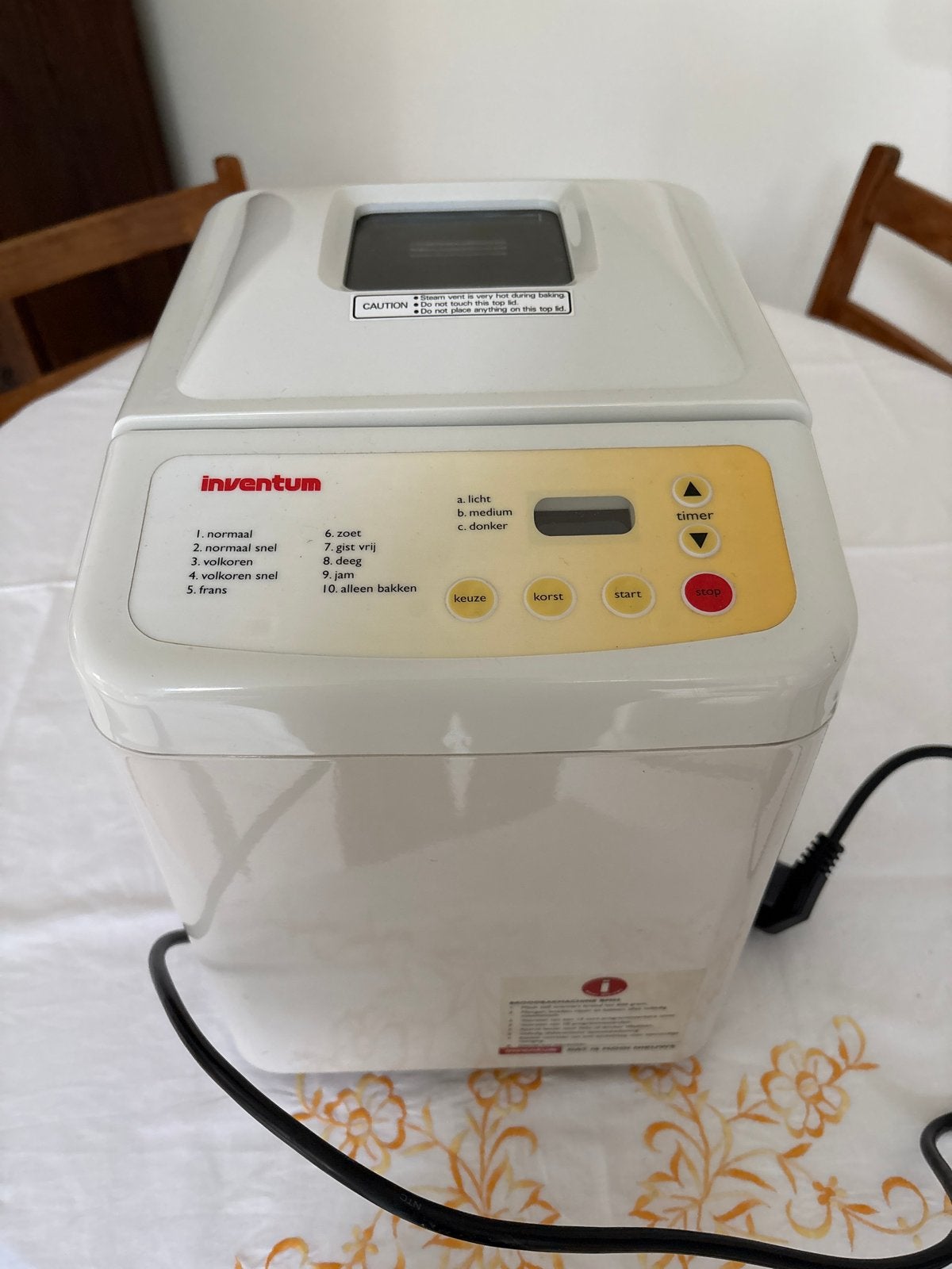 Inventum Broodbakmachine - Zeer Goede Staat, Met timer, 800 tot 1200 gram deeg, Ophalen of Verzenden, Zo goed als nieuw