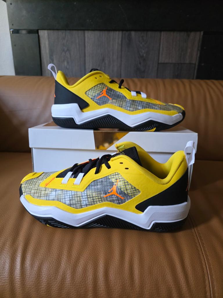 JORDAN ONE TAKE 4 YELLOW  MAAT 46, Kleding | Heren, Schoenen, JORDAN, Overige kleuren, Verzenden, Nieuw