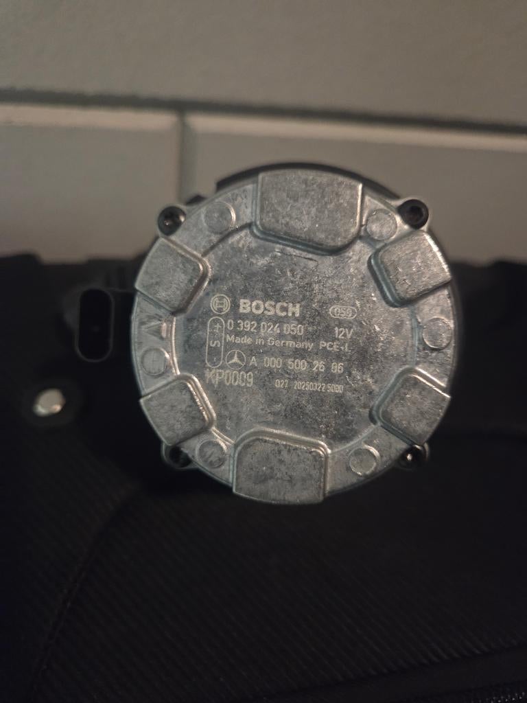 Mercedes koelmiddel pomp A 000 500 26 86, Ophalen of Verzenden, Gebruikt, Mercedes-Benz