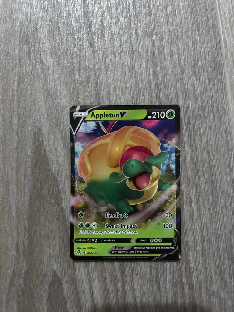 Appletun V Pokémon Kaart - Zeldzaam en in Topstaat!, Ophalen of Verzenden, Zo goed als nieuw, Losse kaart