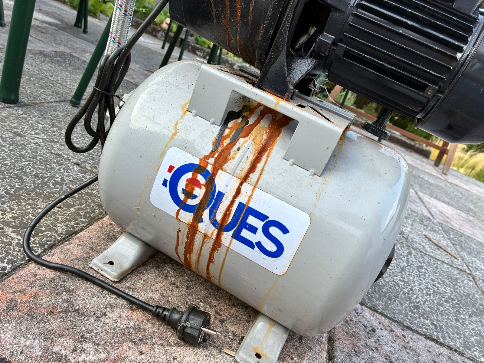 Hydrofoorpomp en vat - pomp lek, vat niet, Ophalen, Gebruikt, Elektrisch, Hydrofoorpomp