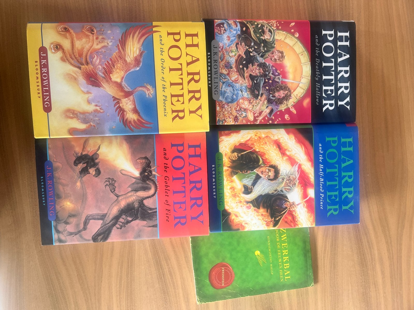 Harry Potter Boeken - 4 Eerste Drukken + Zwerkbal, Boeken, Ophalen of Verzenden, Gelezen