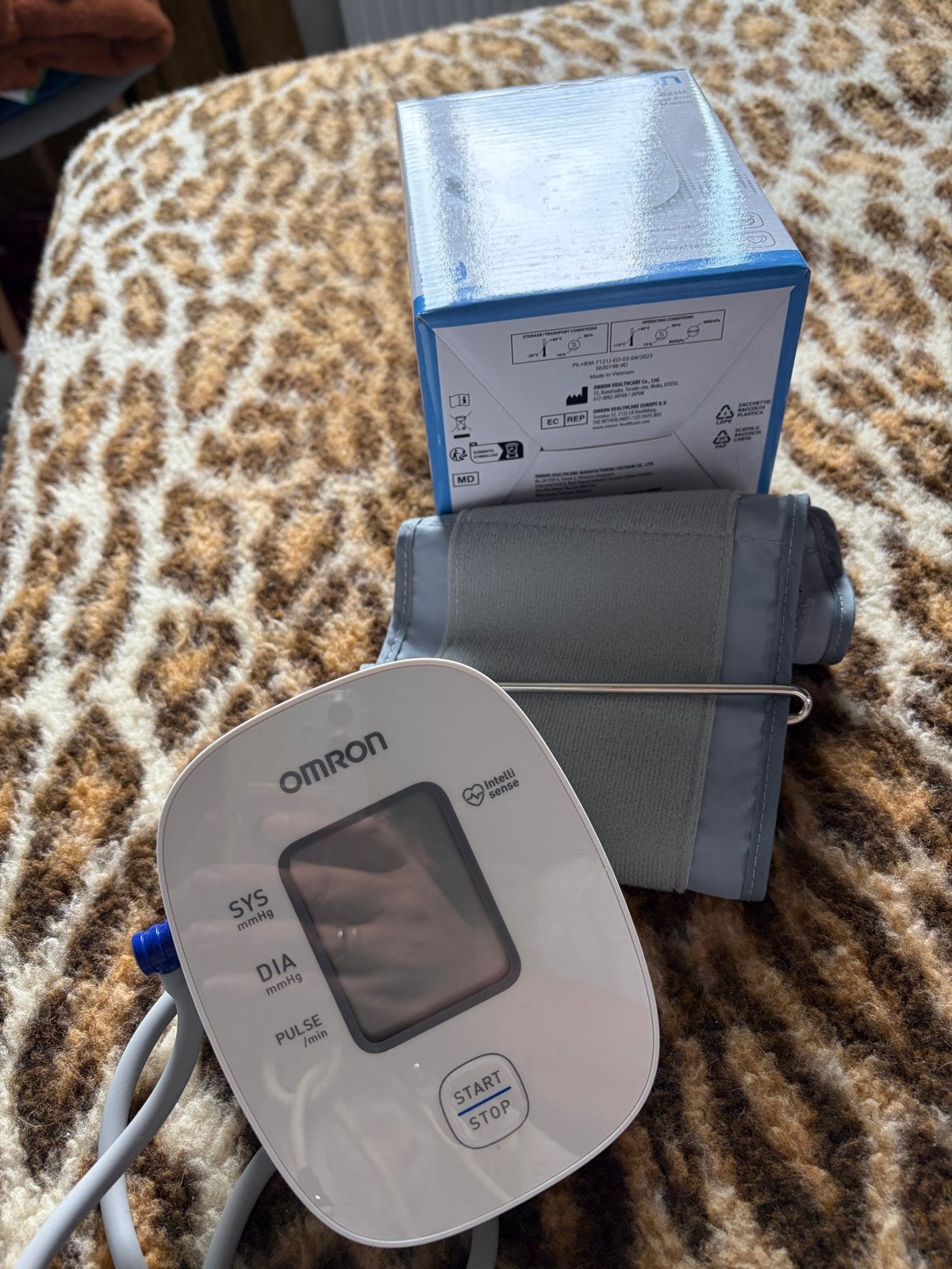 Omron X2 Basic Bloeddrukmeter - Nieuw in doos, Ophalen of Verzenden, Nieuw, Overige typen
