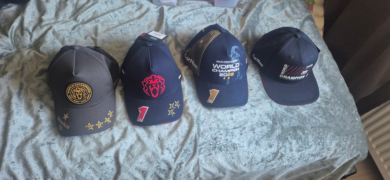 Max Verstappen kampioens petten 21/22/23/24, Ophalen of Verzenden, Nieuw, Formule 1