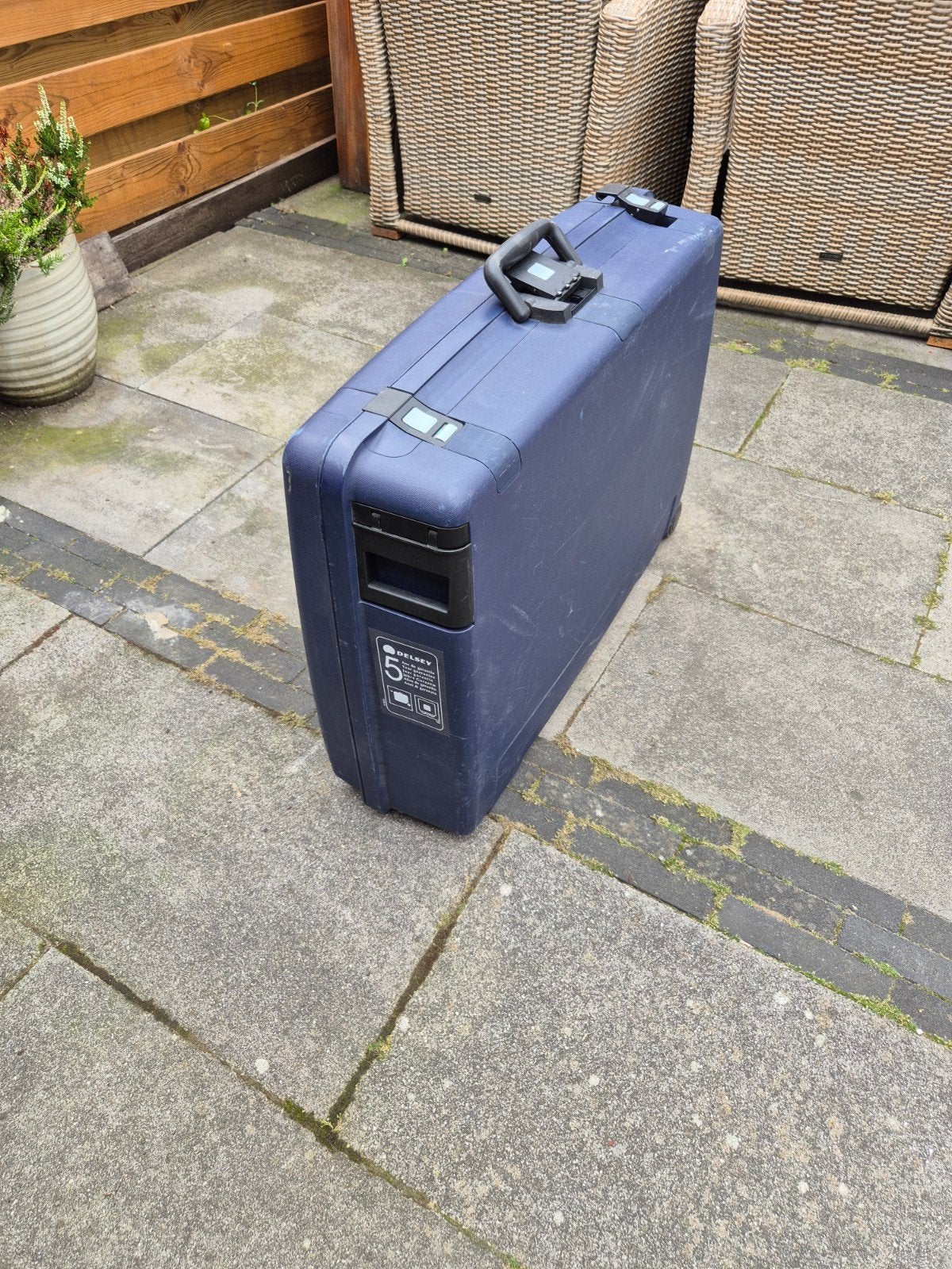 Delsey koffer, Sieraden, Tassen en Uiterlijk, Koffers, Gebruikt, Hard kunststof, 35 tot 45 cm, Ophalen