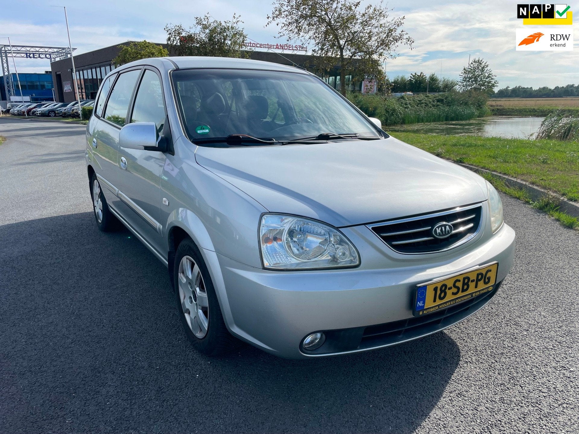 Kia Carens 2.0 CVVT EX, Trekhaak, Climate control, Radio CD, Auto's, Voorwielaandrijving, Stof, 4 cilinders, 139 pk