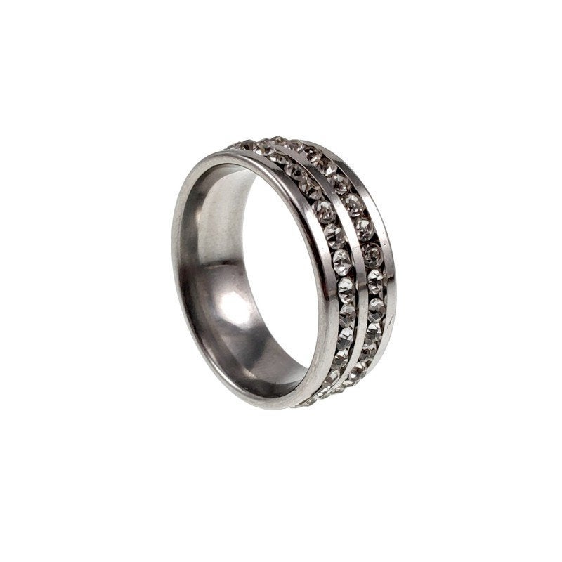 Ring Dames Gepolijst RVS Brede Ring + Dubbele Rij Steentjes, Sieraden, Tassen en Uiterlijk, Ringen, Met kristal, 18 tot 19, Birgitta-Gracht 33, 6465 EL Kerkrade, Nederland