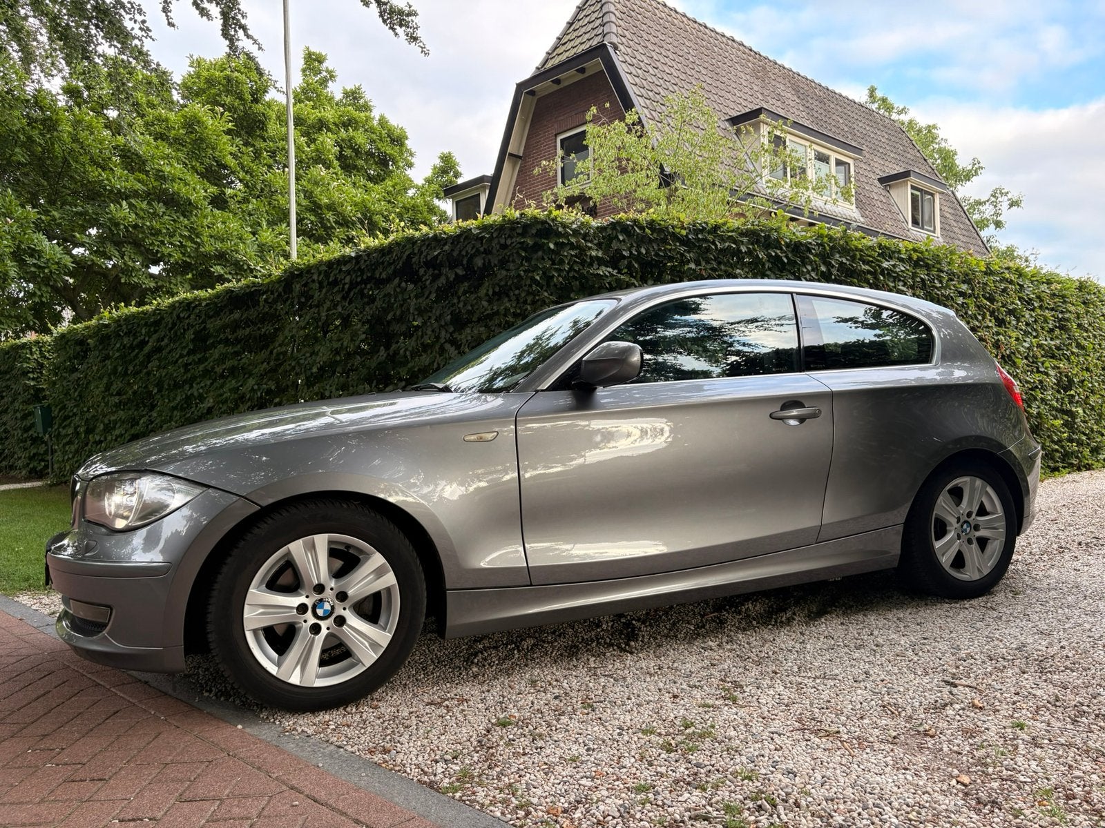 Mooie BMW 1-Serie 116i • Veel opties, 1-Serie, Euro 5, Achterwielaandrijving, 1995 cc