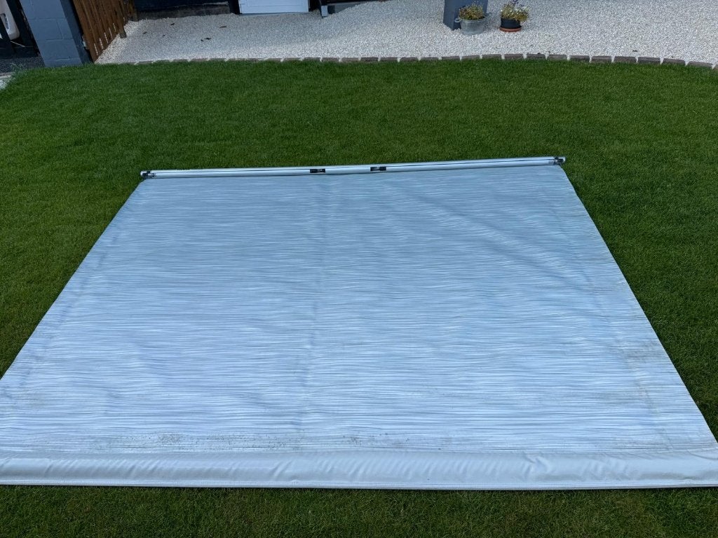 Thule Omnistor Zak Luifel 300, Ophalen, Gebruikt
