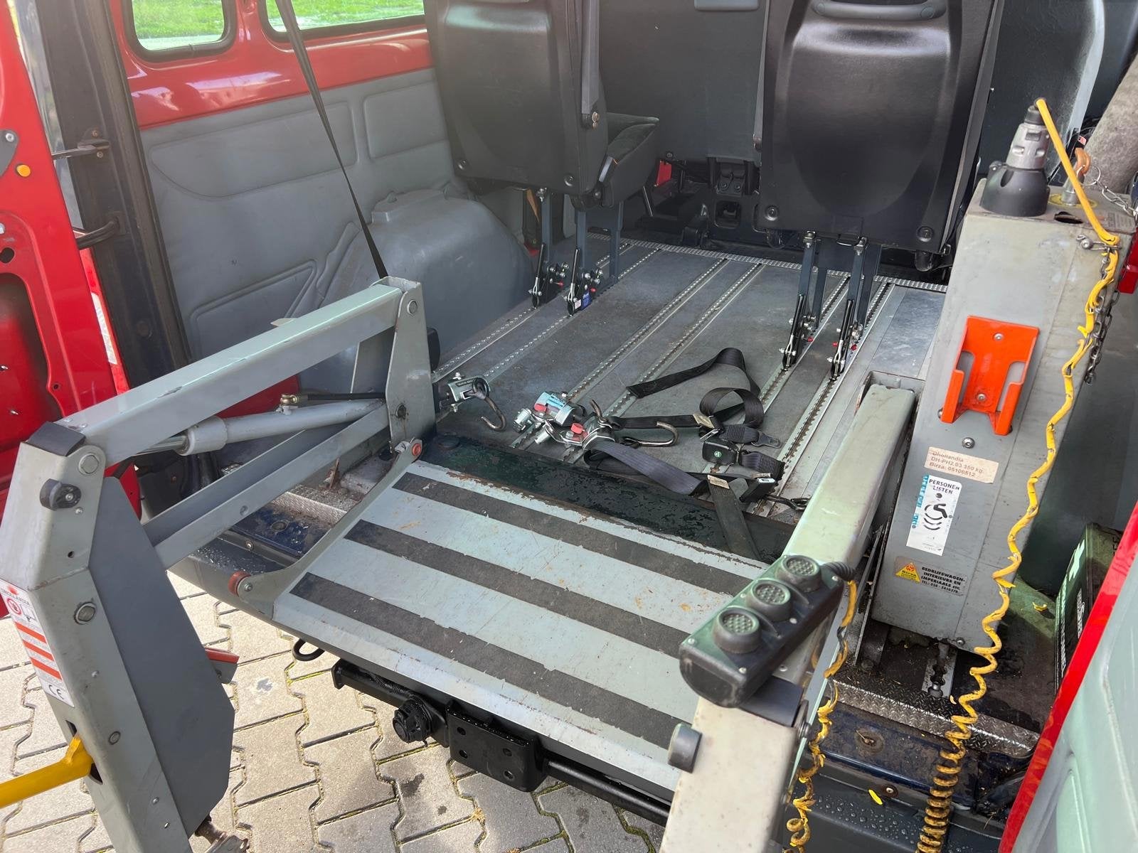 Ford Transit Kombi 280M 2.2 TDCI SHD ROLSTOELBUS + LIFT, Blauw, Bedrijf, Transit, Te koop