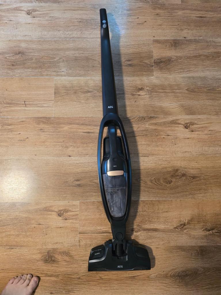 AEG QX6 Steelstofzuiger - Draadloos en Krachtig, Ophalen, Draadloos, Gebruikt, Reservoir
