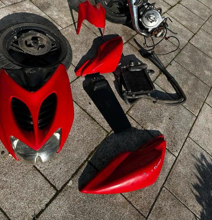 Yamaha aerox onderdelen, Fietsen en Brommers, Scooters | Yamaha, Gebruikt, Aerox, Tweetakt, Ophalen of Verzenden