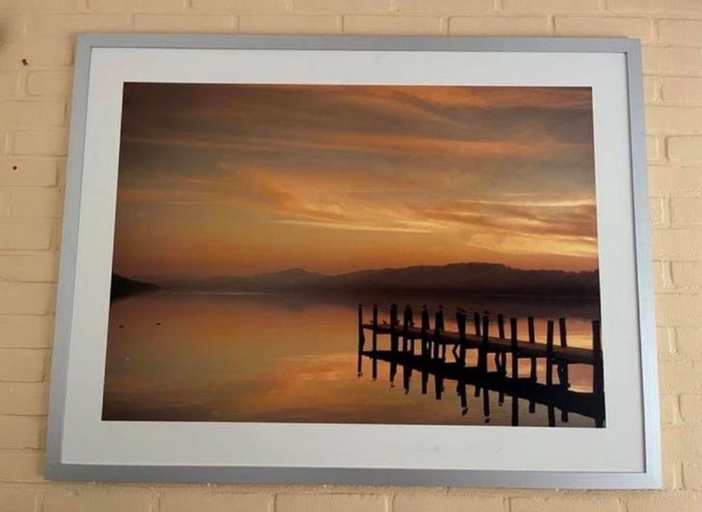 Rustgevend Schilderij Zonsondergang met Steiger, Ophalen