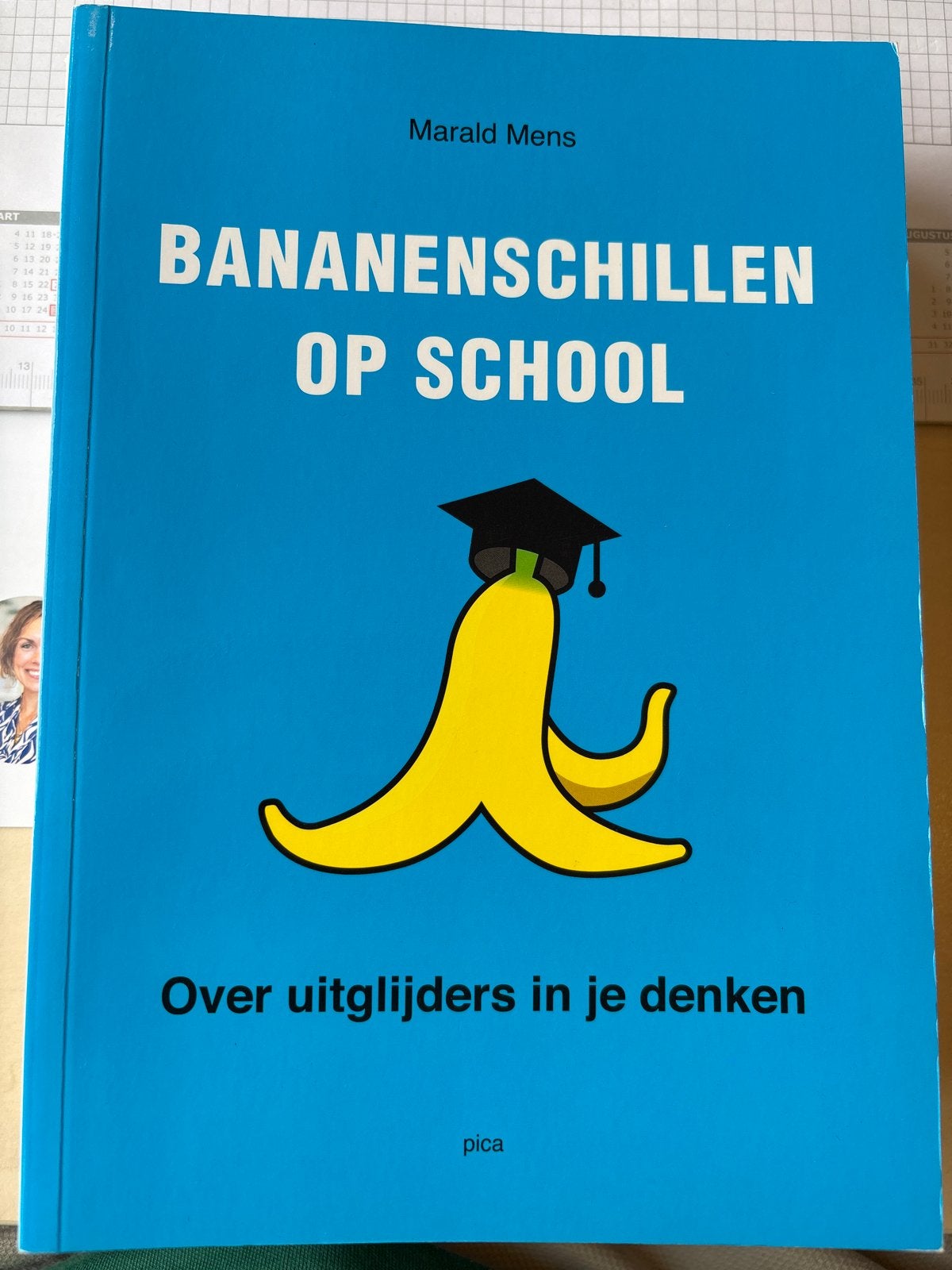 Bananenschillen op school - Marald Mens, Ophalen of Verzenden, Gamma, Zo goed als nieuw, HBO
