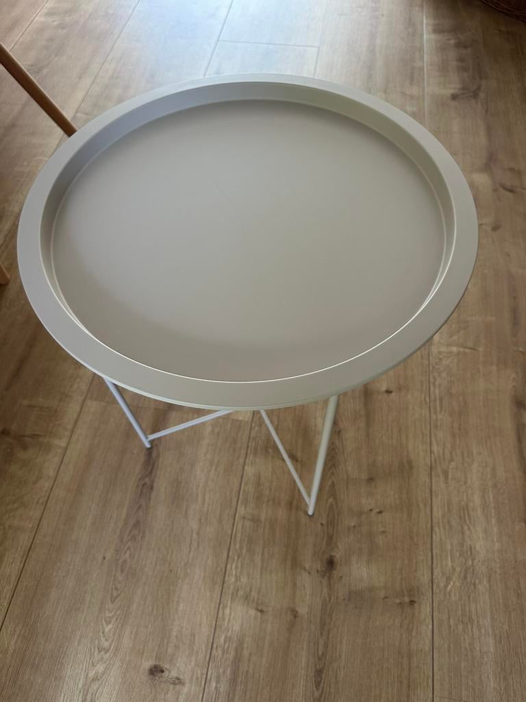 Bijzettafeltje Jysk lichtzand, Minder dan 55 cm, Rond, Zo goed als nieuw, Ophalen