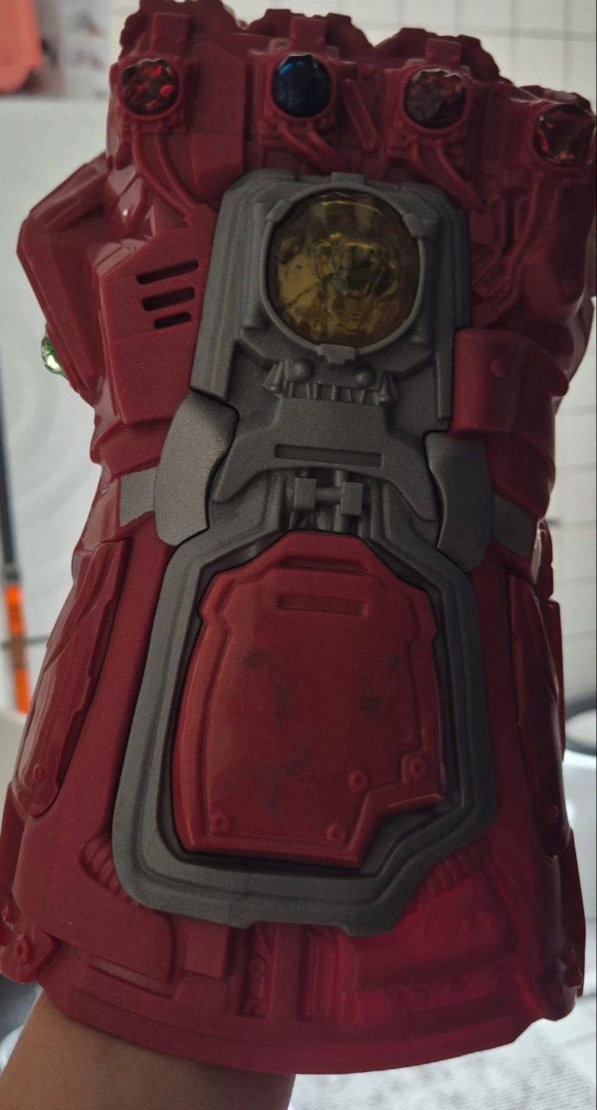 Avengers Infinity Gauntlet Speelgoed Handschoen, Ophalen of Verzenden, Gebruikt