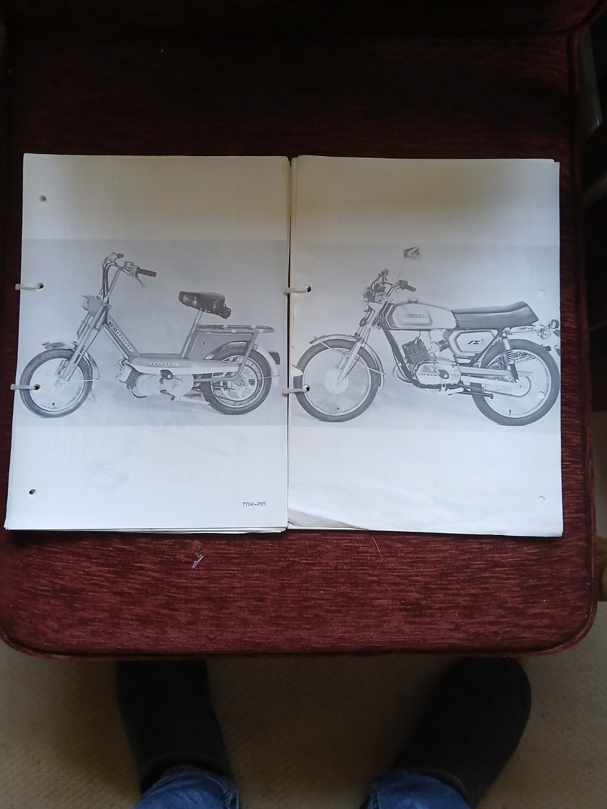 Onderdelen boeken peugeot bromfietsen, Ophalen of Verzenden