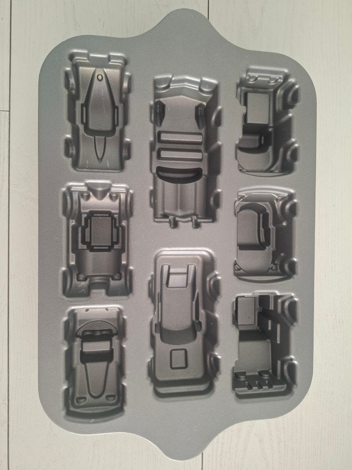 Nordic Ware Classic Car Cupcake Bakvorm, Overige typen, Zilver, Ophalen of Verzenden, Zo goed als nieuw