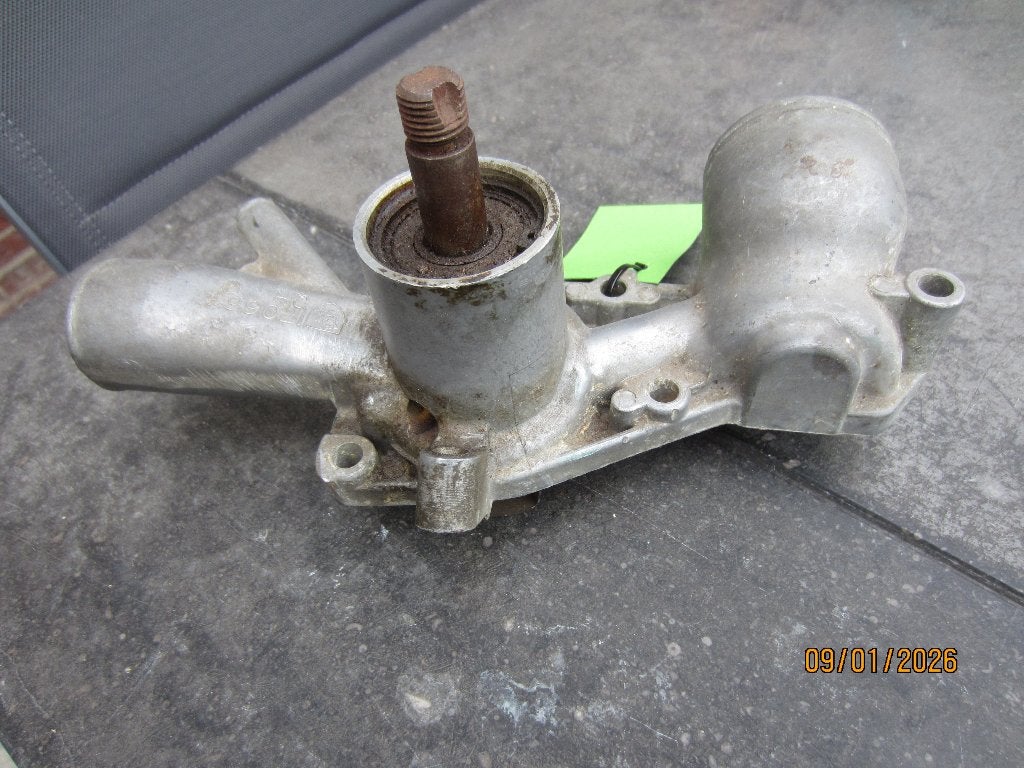 Nieuwe waterpomp Peugeot 404 XC7 / XC7P (met stof), Auto-onderdelen, Ophalen of Verzenden, Nieuw, Peugeot