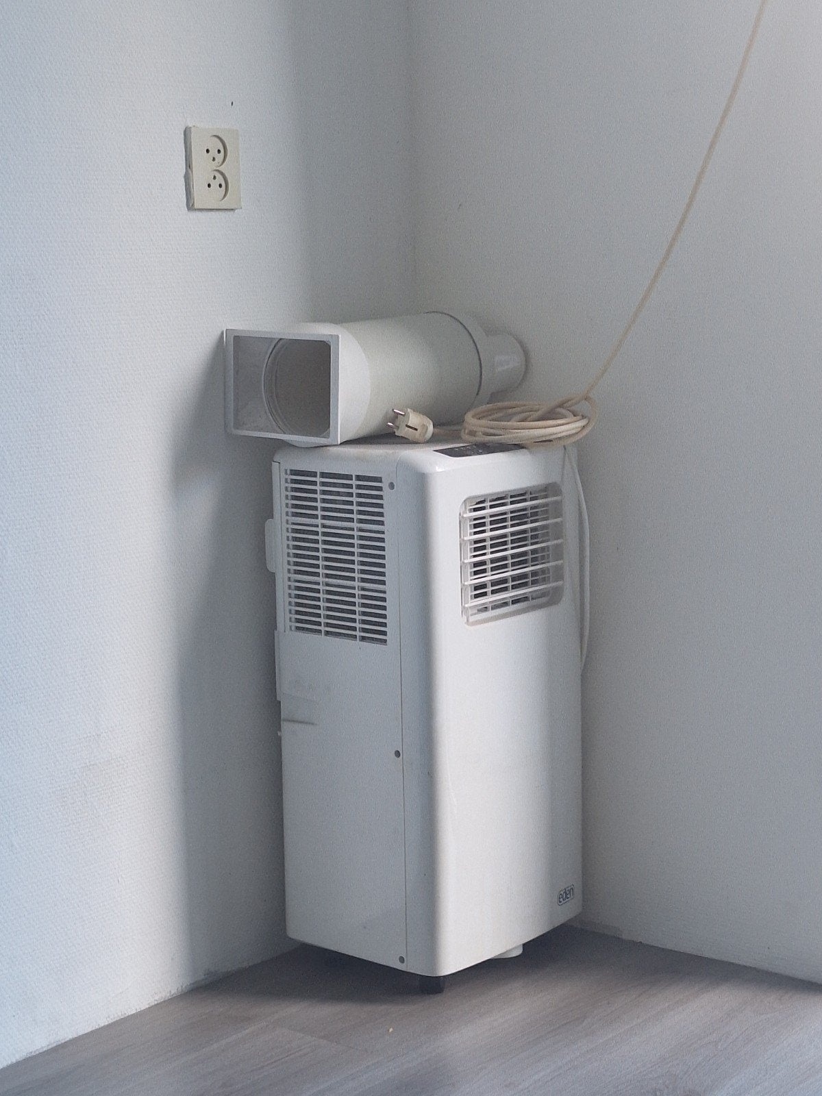 Mobiele airco Eden, perfect voor warme dagen, Minder dan 60 m³, Ophalen of Verzenden, Zo goed als nieuw, Koelen en Ontvochtigen