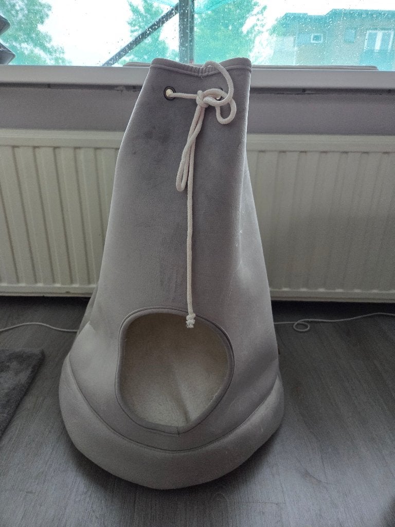 Kattenhuis, Dieren en Toebehoren, Kattenmanden, Ophalen, Nieuw, Pluche