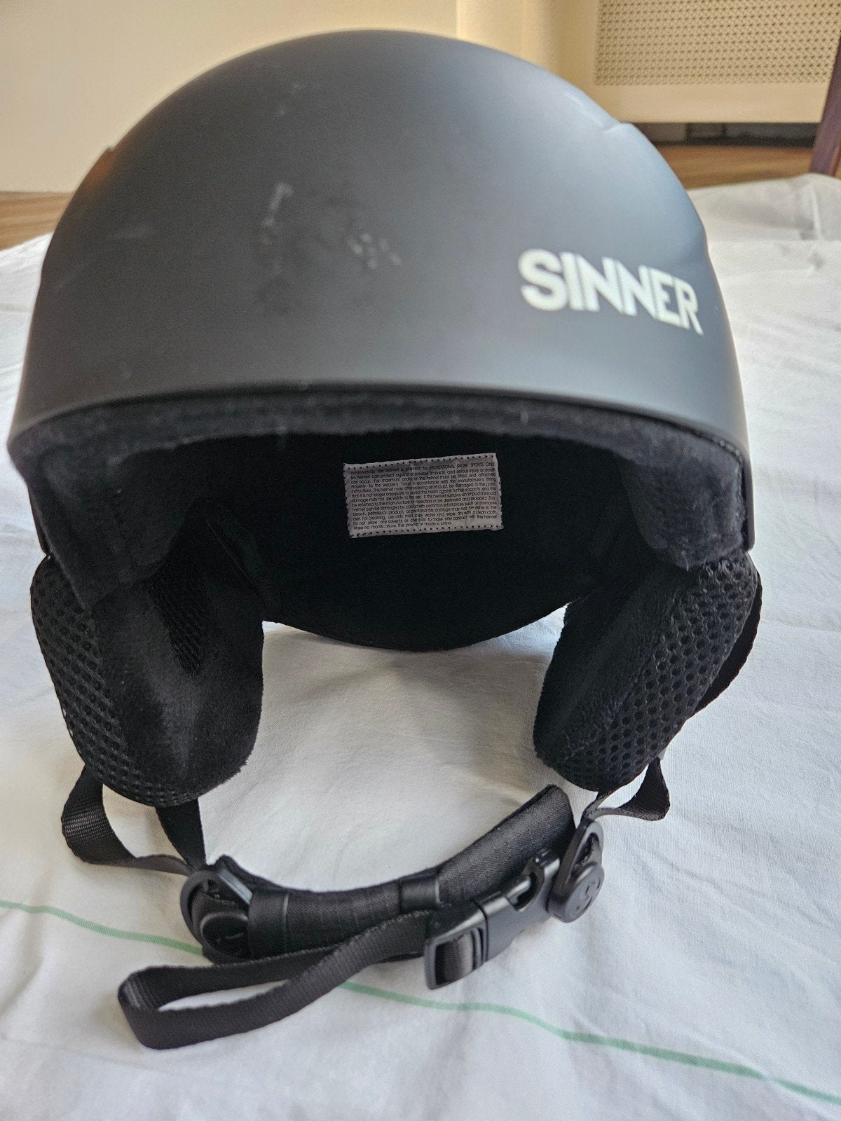Sinner skihelm, zgan, 2 dagen gedragen, Sport en Fitness, Overige merken, Overige typen, Ophalen of Verzenden, Zo goed als nieuw