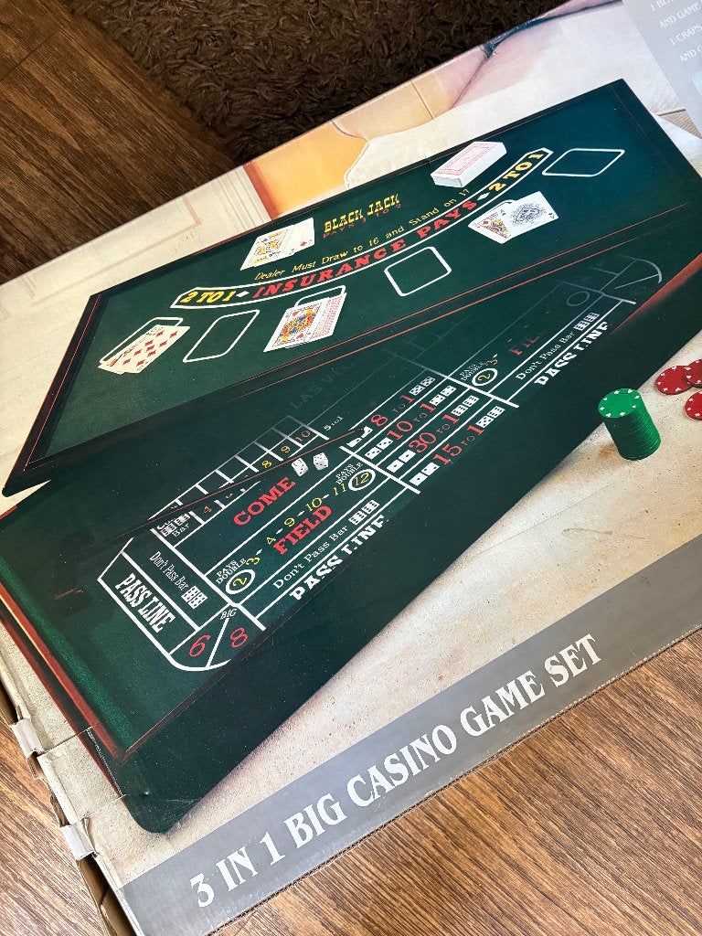 Casino - spel 3 in 1, Vijf spelers of meer, Ophalen of Verzenden, Zo goed als nieuw
