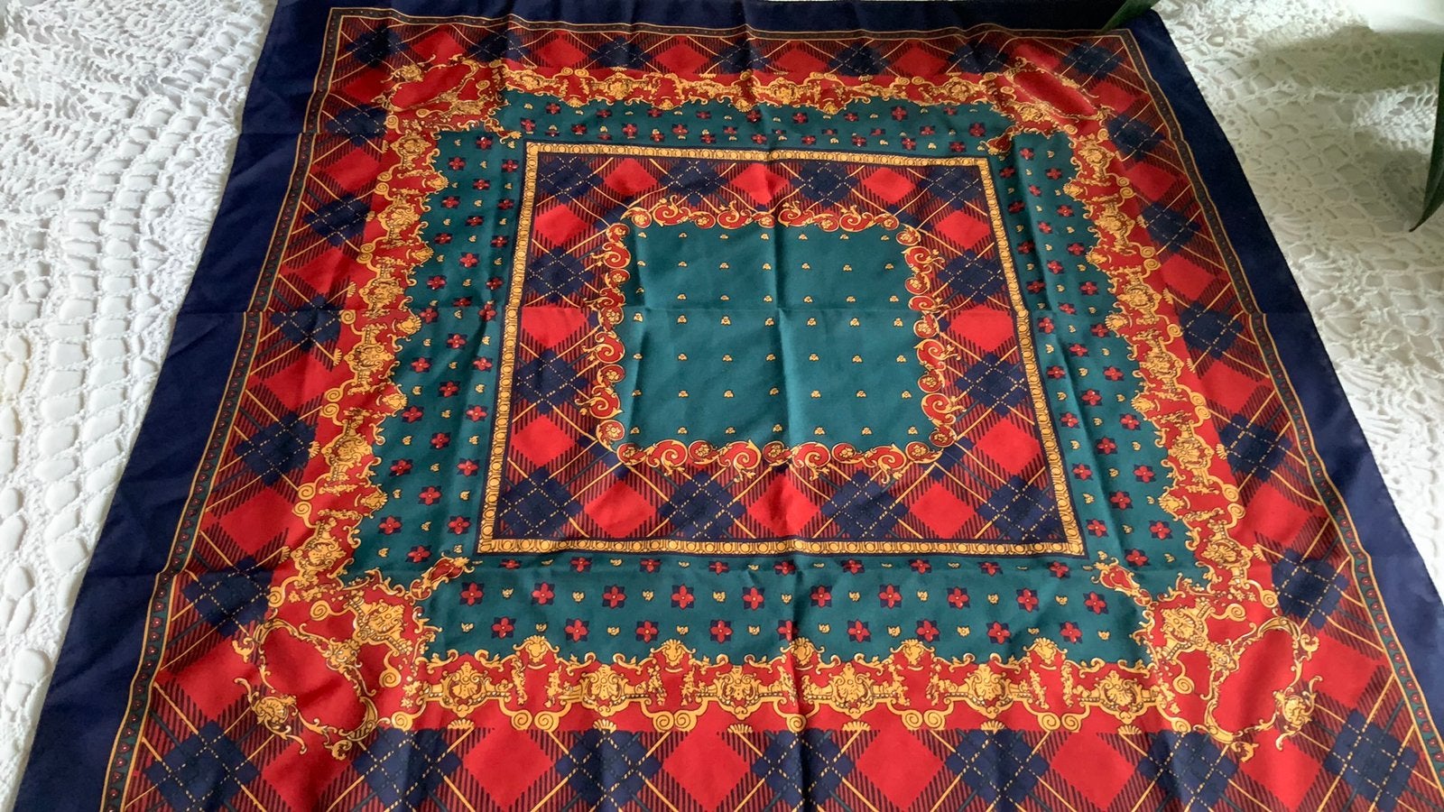 Vintage JAGO sjaal/ruitdessin in combinatie met versiering, Ophalen of Verzenden, Zo goed als nieuw, Maat 46/48 (XL) of groter