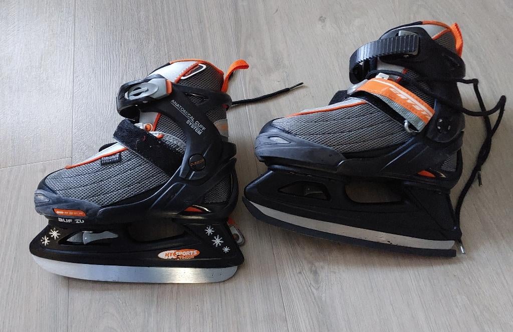 Verstelbare kinderschaatsen maat 29-32, Gebruikt, IJshockeyschaatsen, Ophalen, Overige merken