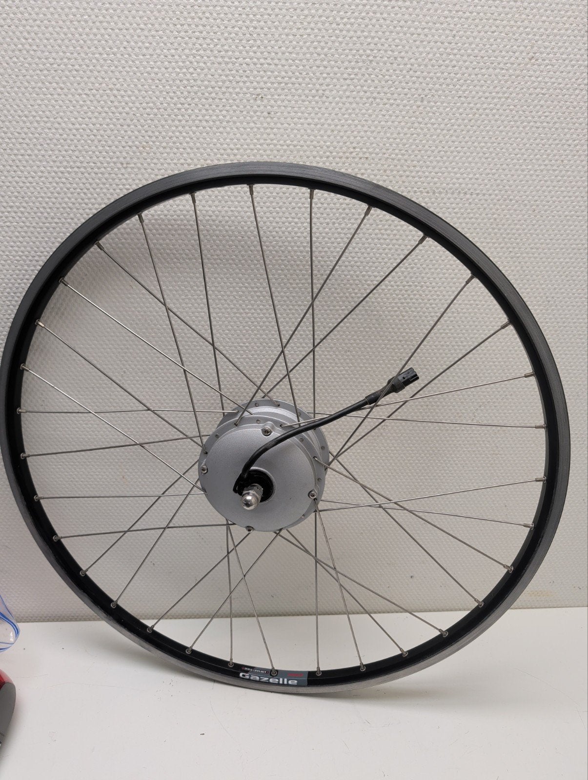 Gazelle Innergy Pure voorwielmotor 5 pins zwart, Elektrische fiets, Ophalen of Verzenden, Zo goed als nieuw, Motor