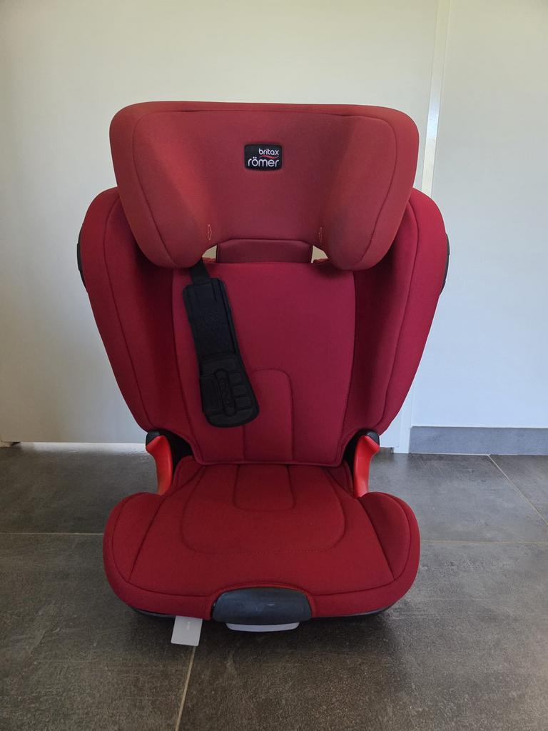 Britax römer autostoel/stoelverhoger 4-12 jaar, 15-36 kg, Ophalen, Romer, Autogordel of Isofix, 15 t/m 36 kg