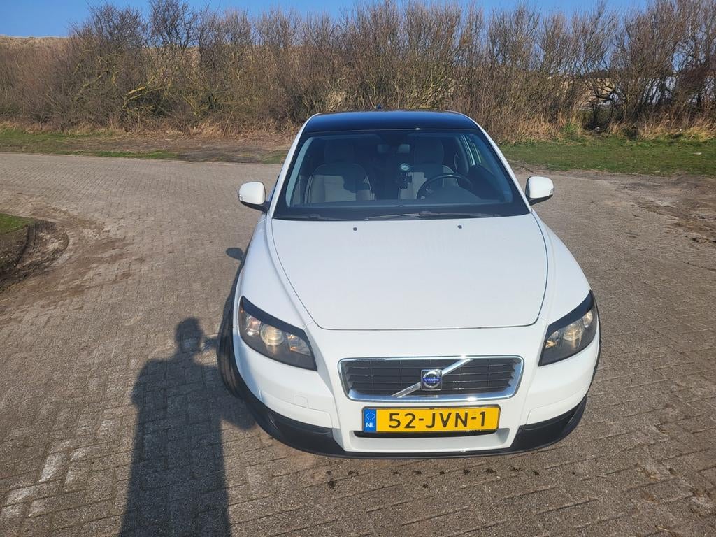 Volvo C30 1.6 2009 Wit, Voorwielaandrijving, 1596 cc, 4 stoelen, 100 pk