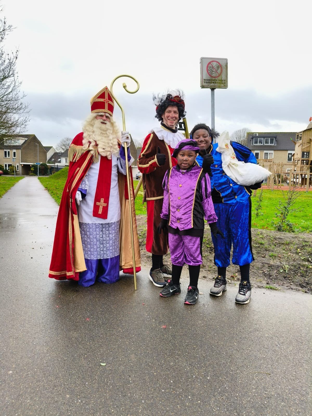 Huisbezoek,school, winkelcentra, buurthuis enzo, Ophalen of Verzenden, Nieuw