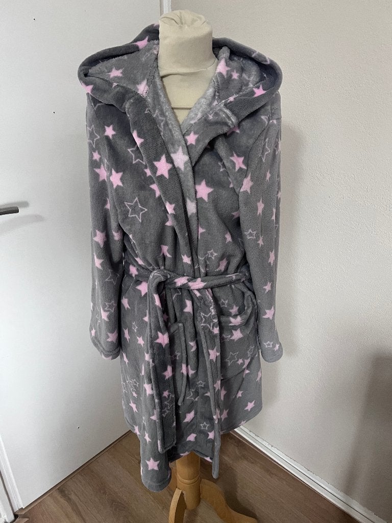 Als nieuwe Badjas grijs / roze Flame maat M, Kleding | Dames, Flame, Ophalen of Verzenden, Grijs, Badjas