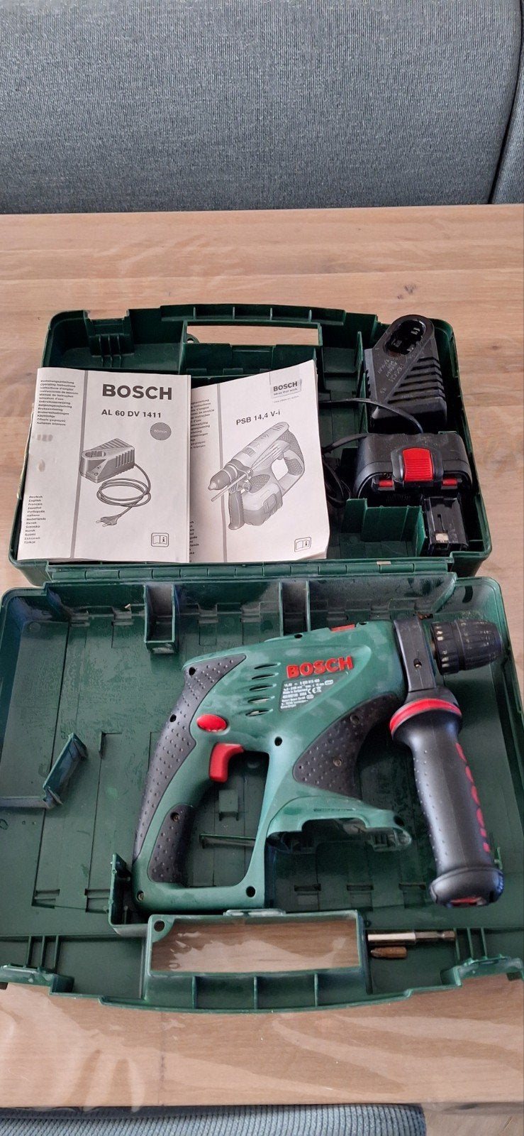 Bosch UniversalHammer PSB 14,4 V-i met accu en oplader, Ophalen, Gebruikt, Boor- en/of Breekhamer, Minder dan 400 watt