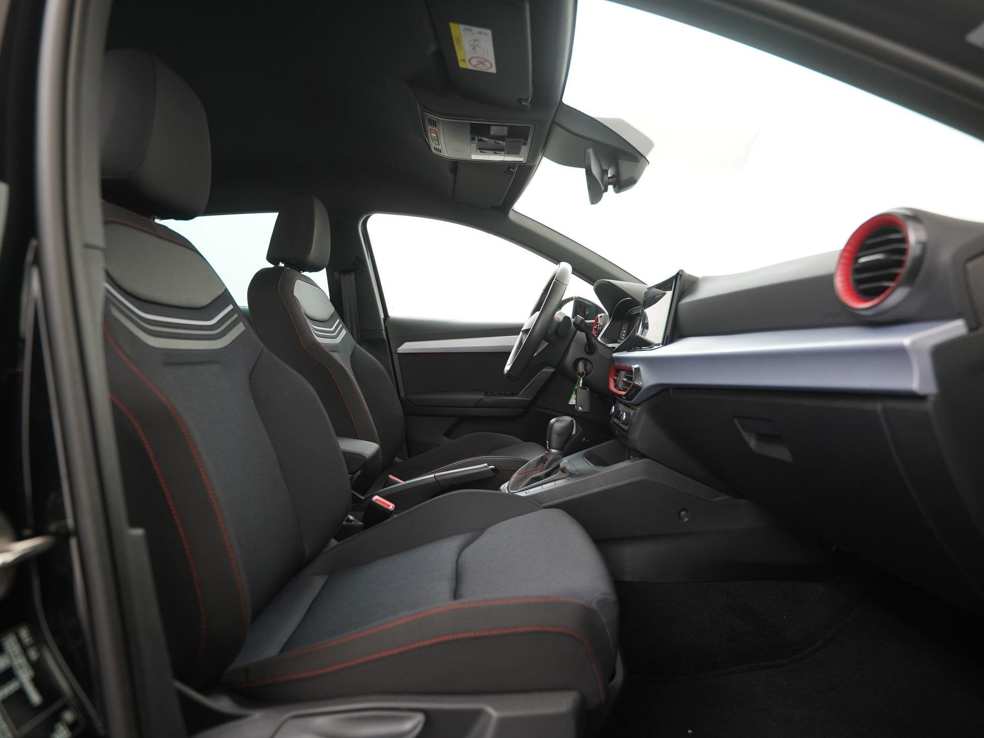 SEAT Ibiza 1.5 TSI FR DSG | Digital Cockpit | Beats Audio |, Stof, 4 cilinders, 610 kg, Geïmporteerd