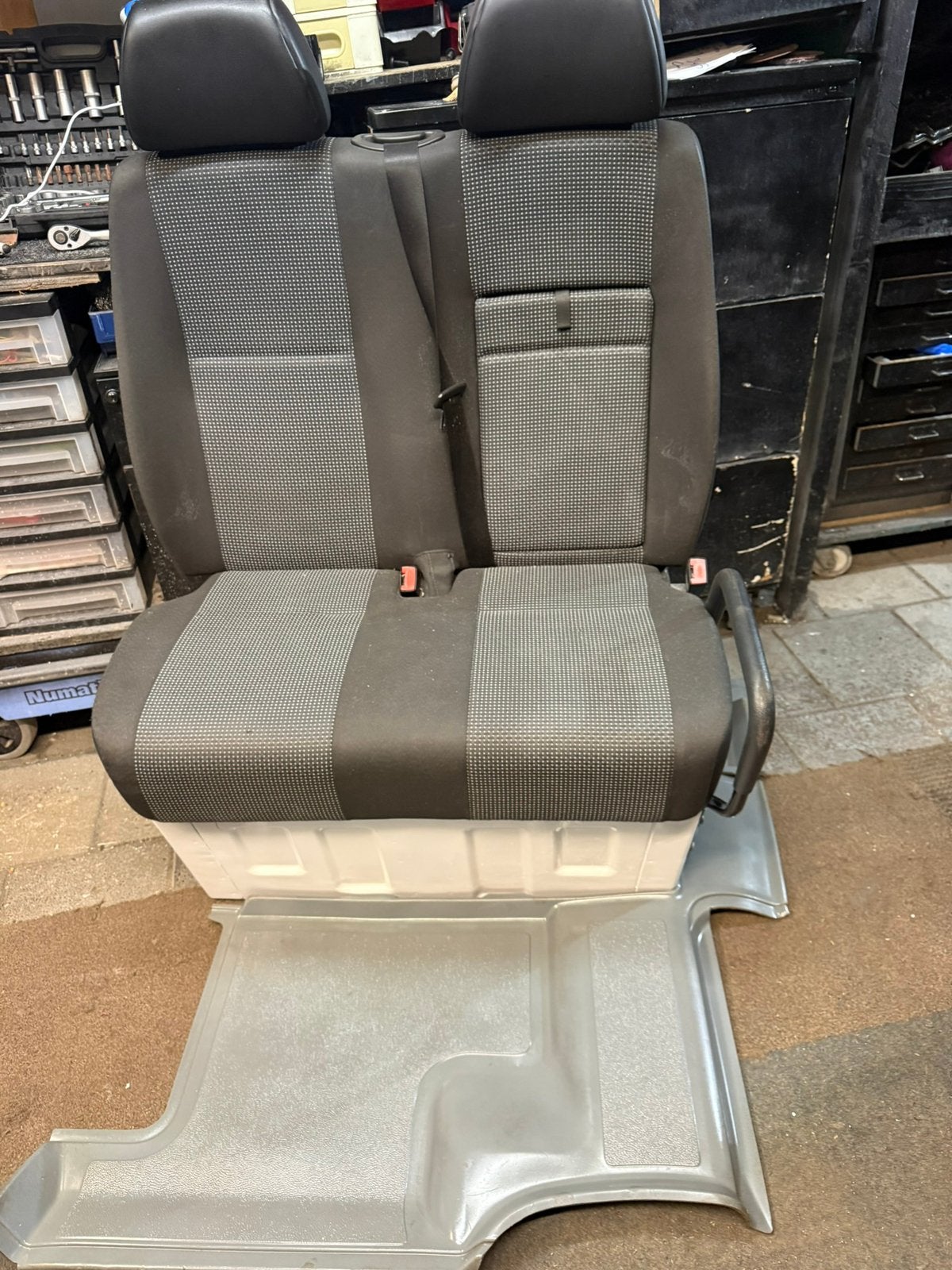 Nette bijrijdersbank voor vw crafter /mercedes sprinter 906, Ophalen, Gebruikt, Mercedes-Benz