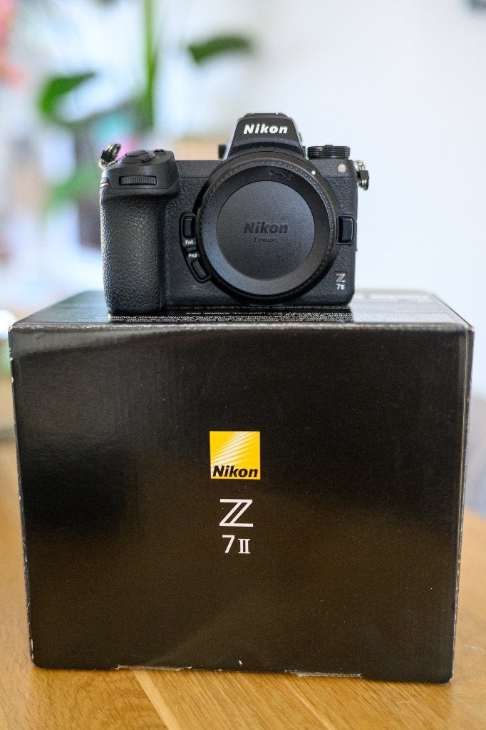 Nikon Z7 II + Battery Grip + CFexpress 128gb kaart, Gebruikt, GPS, Screenprotector, Ophalen of Verzenden